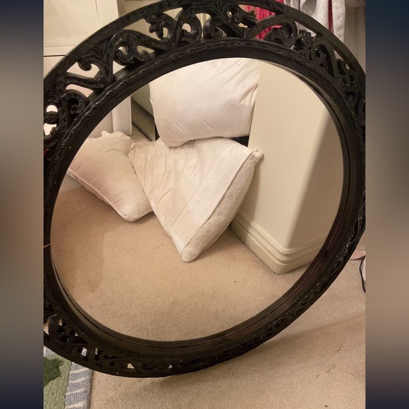 Round Mirror Black - Picture 1 of 6